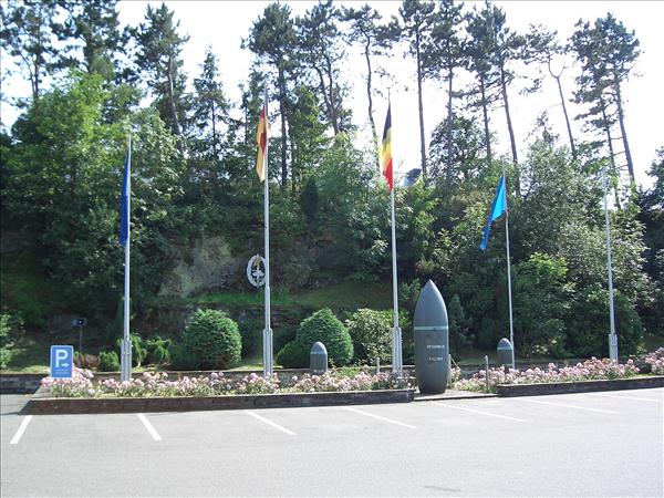 BurgVogelsang2004 011